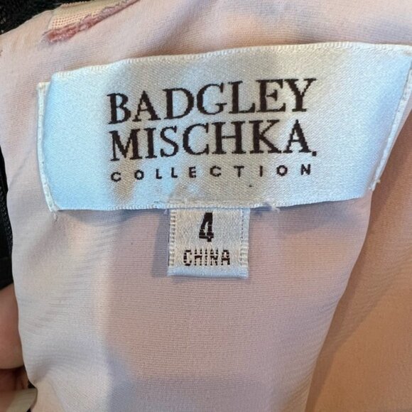 Badgley Mischka Lace Dress with Bow Detail - Picture 9 of 12